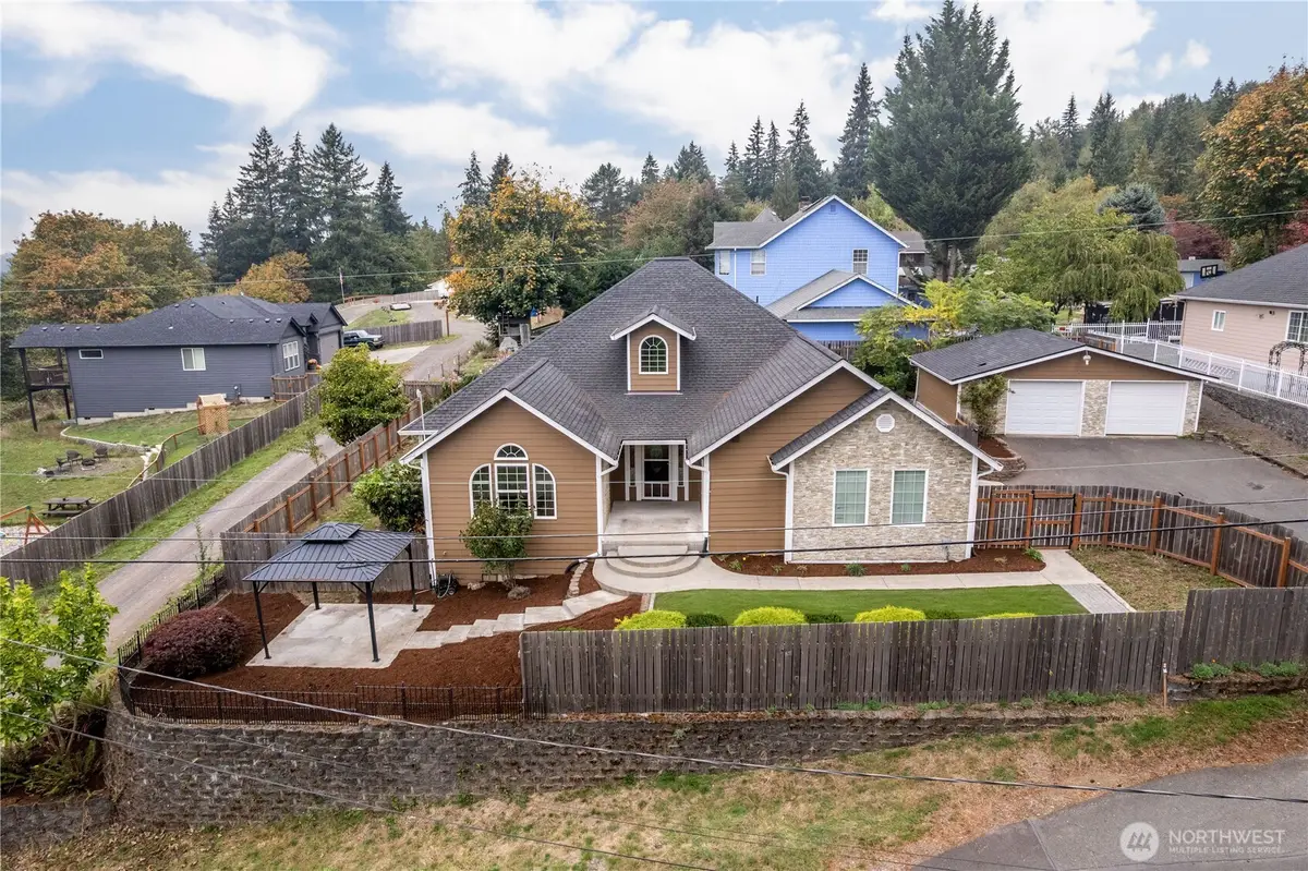 215 Paxton Road, Kelso, WA 98626 - #1