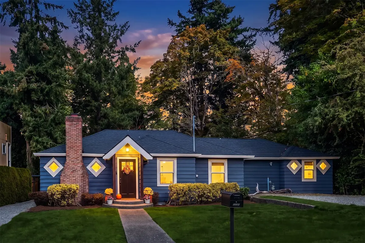 11020 SE 64th Street, Bellevue, WA 98006 - #1