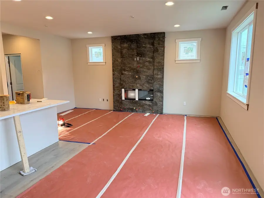 317 108th Street Sw #A, Everett, WA 98204 - #3