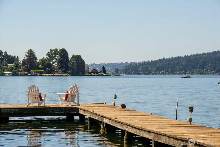 11055 SE Lake Road, Bellevue, WA 98004 - #2