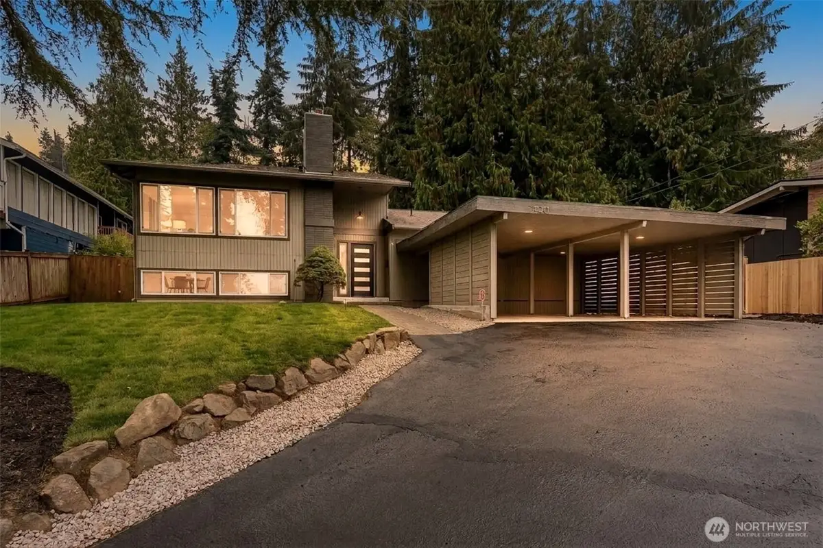 7420 181st Place Sw, Edmonds, WA 98026 - #1