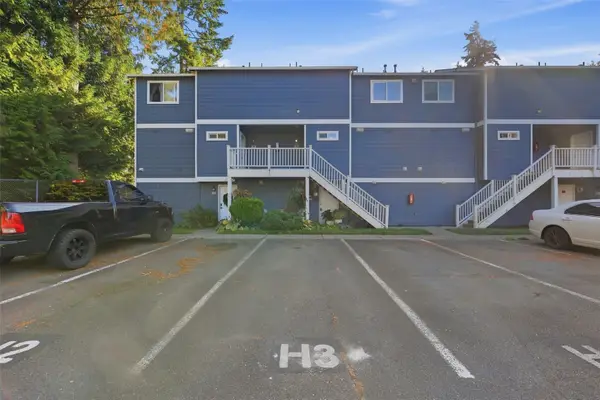 3939 10th Street Se #H3, Puyallup, WA 98374