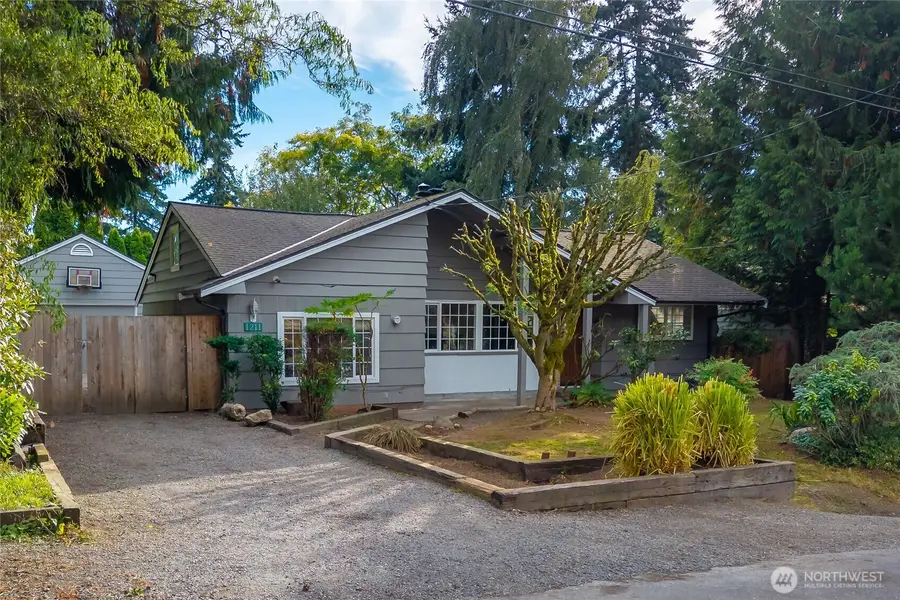 1211 N 173rd Street, Shoreline, WA 98133 - #2