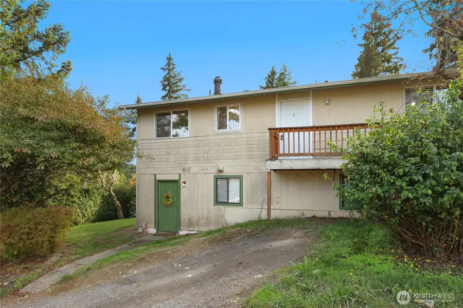 325 Bertha Avenue, Bremerton, WA 98312 - #2