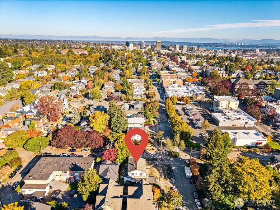 1624 N 46th Street, Seattle, WA 98103 - #2