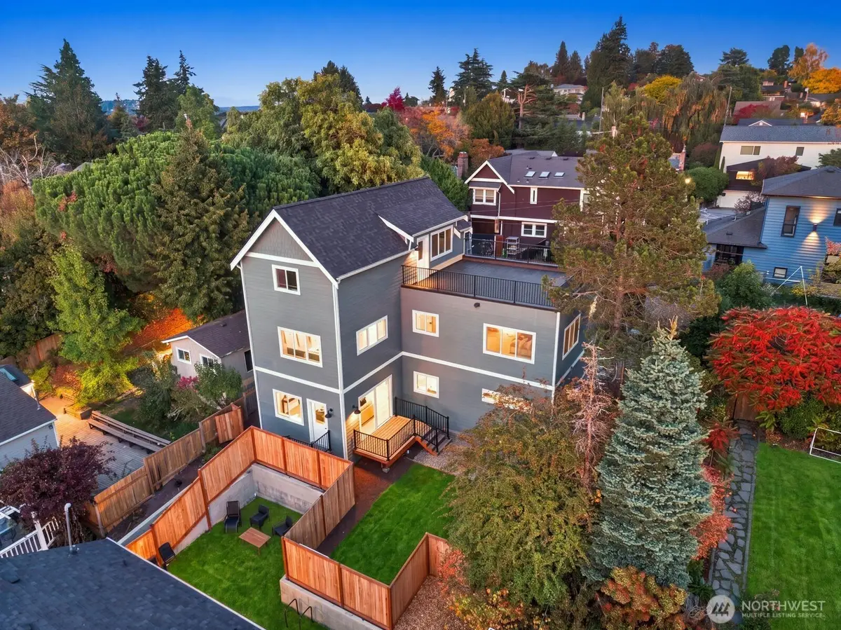 5812 57th Avenue Ne, Seattle, WA 98105 - #1