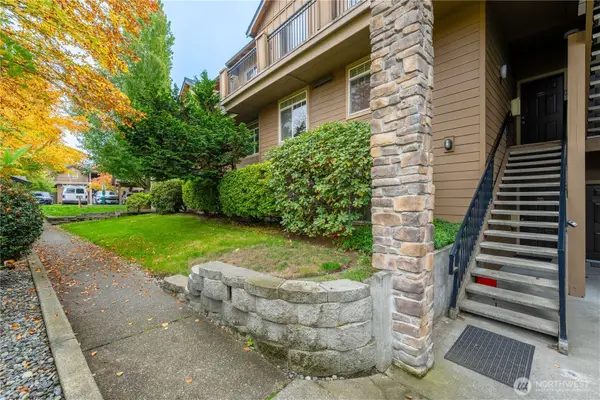 18930 Bothell Everett Highway #E203, Bothell, WA 98012