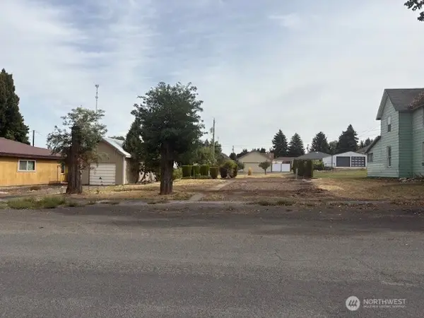 306 S 1st, Harrington, WA 99134