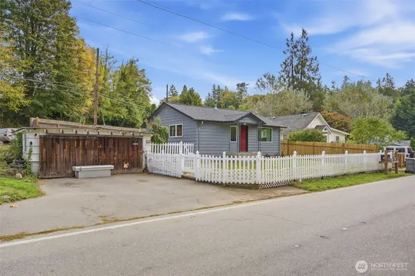 1534 Corbet Drive Nw, Bremerton, WA 98312