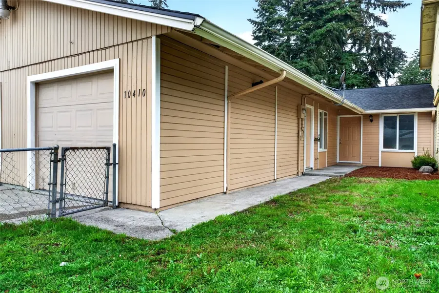 10410 12th Avenue Ct S, Parkland, WA 98444 - #2