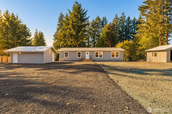 35 Packard Lane, Elma, WA 98541