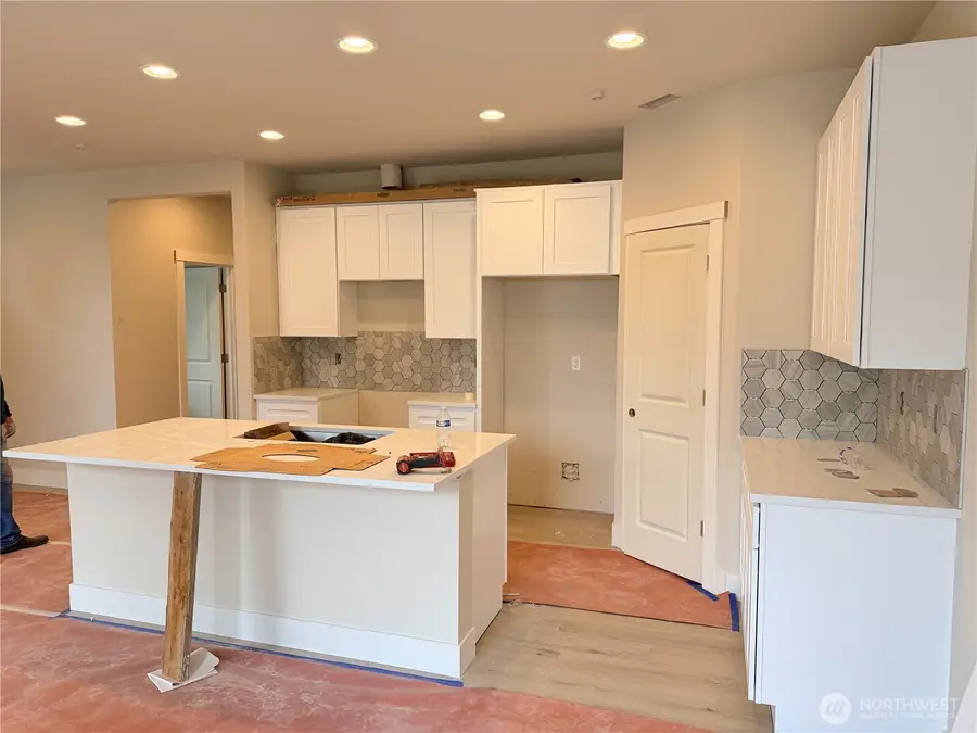 317 108th Street Sw #B, Everett, WA 98204 - #2
