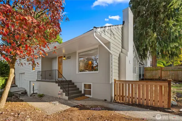 6302 37th Avenue Sw, Seattle, WA 98126