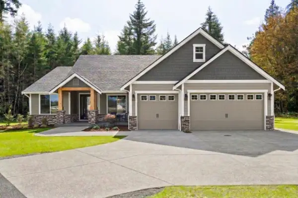 7716 Rich Road Se, Olympia, WA 98501