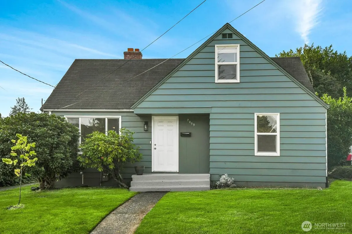 7009 S 115th Street, Seattle, WA 98178 - #1