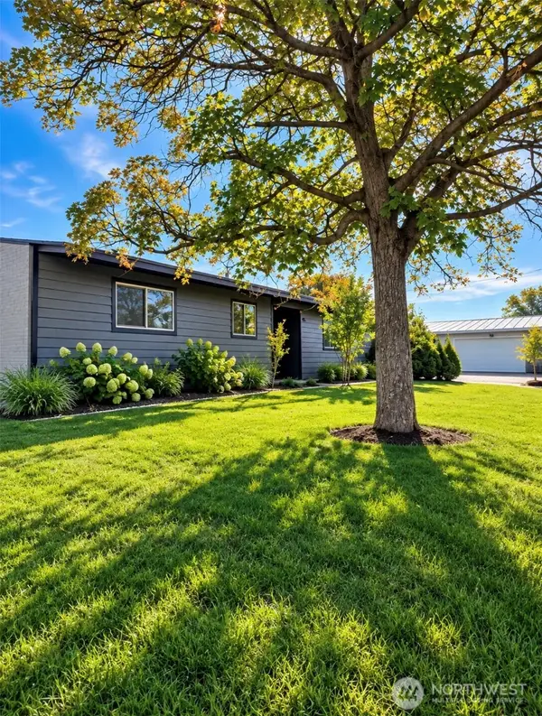 221 Loring Drive, Moses Lake, WA 98837