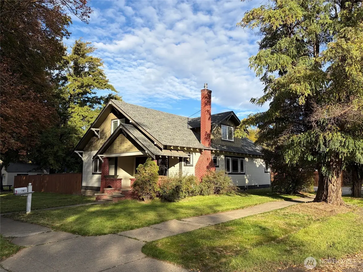 201 W 10th Avenue, Ellensburg, WA 98926 - #1