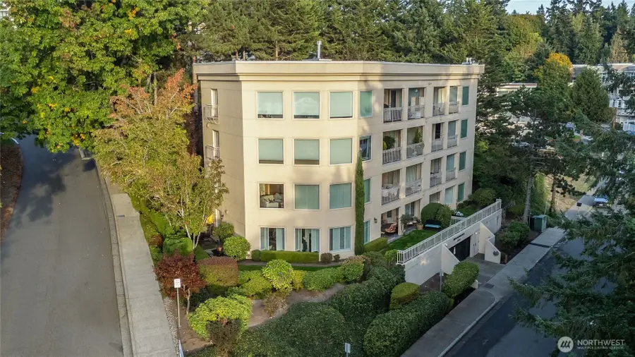 10000 Meydenbauer Way Se #5, Bellevue, WA 98004 - #2