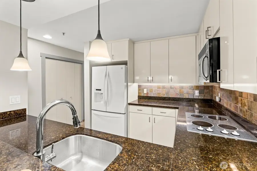 1 Broadway #103, Tacoma, WA 98402 - #2
