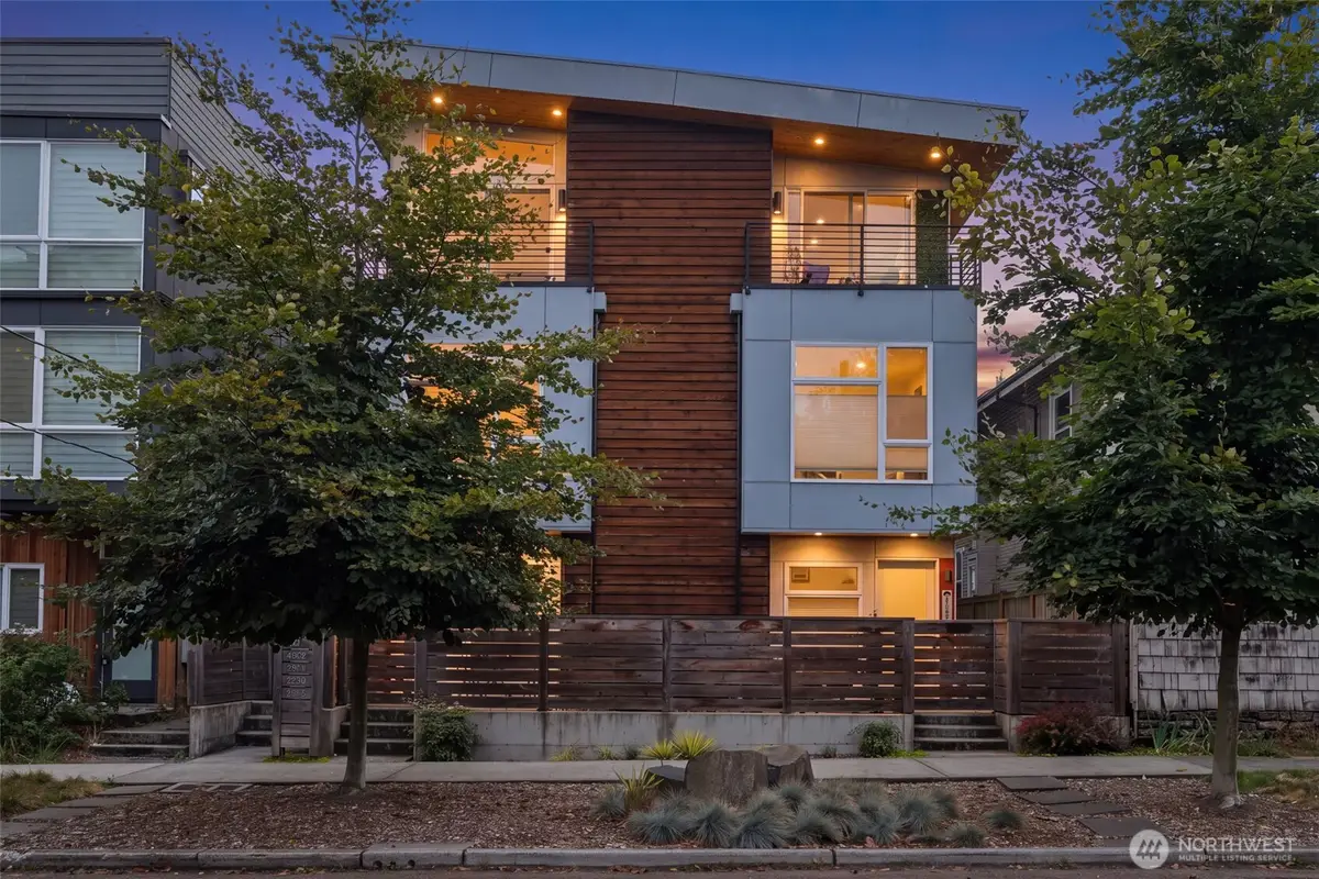 122 17th Avenue E #B, Seattle, WA 98112 - #1