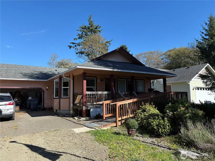 974 Mount Olympus Avenue Se, Ocean Shores, WA 98569 - #2