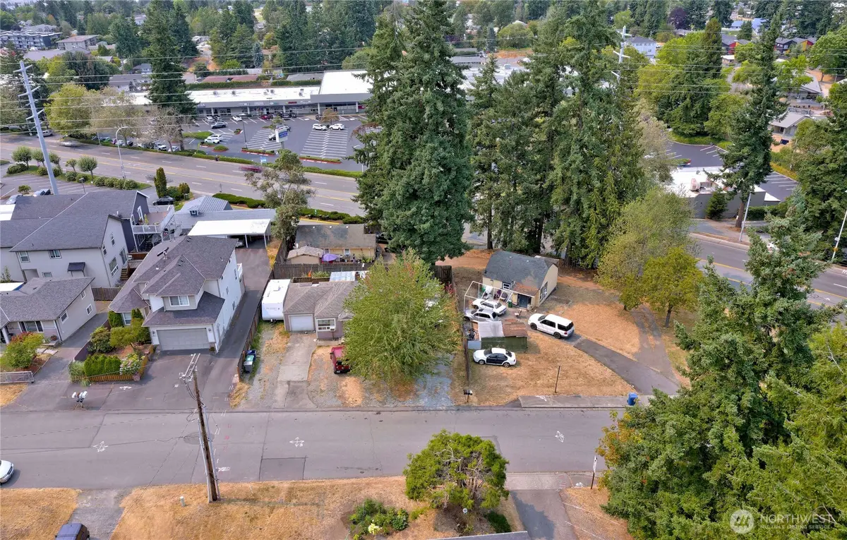1409 Monroe Avenue Ne, Renton, WA 98056 - #1