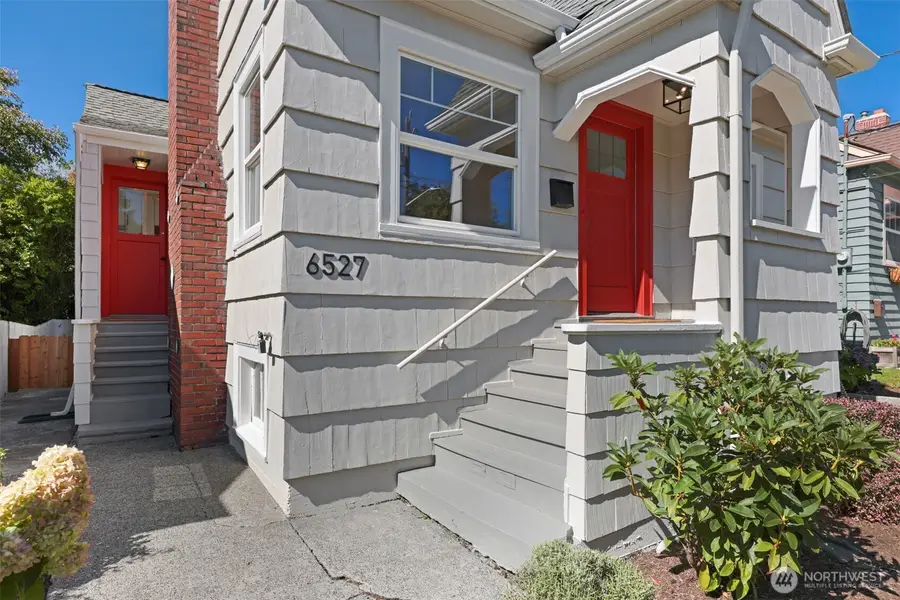 6527 12th Avenue Nw, Seattle, WA 98117 - #2