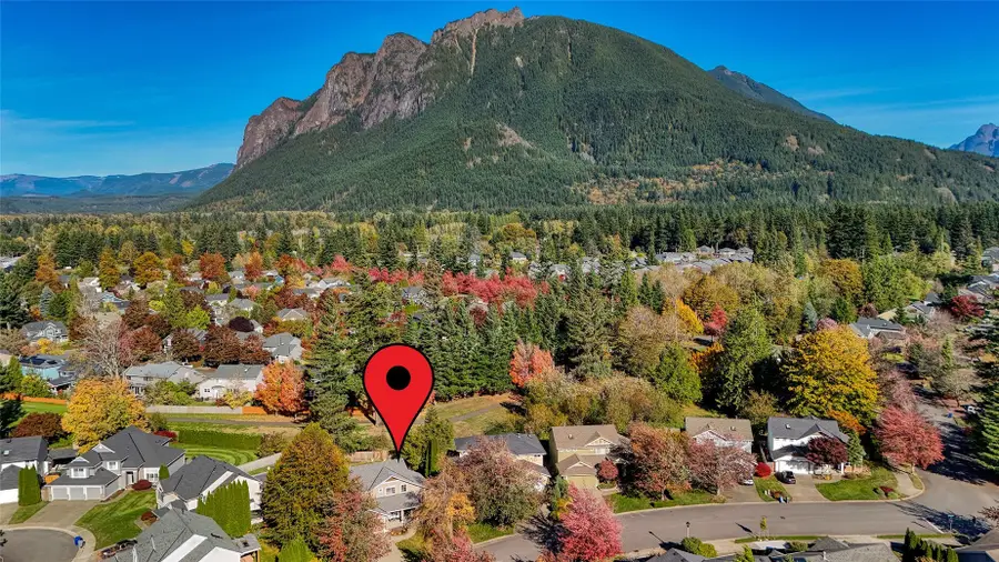 410 SE 10th Street, North Bend, WA 98045 - #2