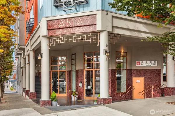 668 S Lane Street #308, Seattle, WA 98104