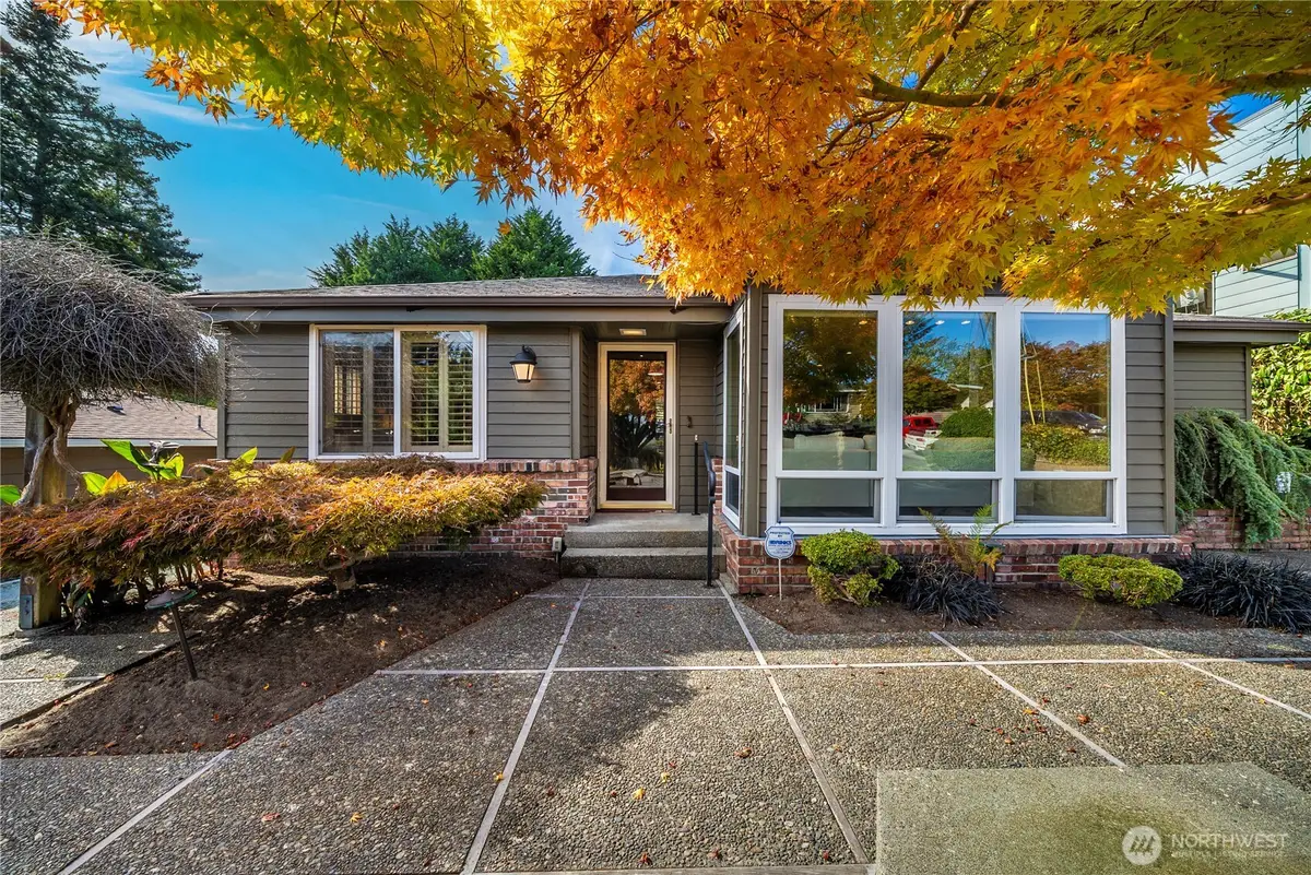 10501 39th Avenue Sw, Seattle, WA 98146 - #1