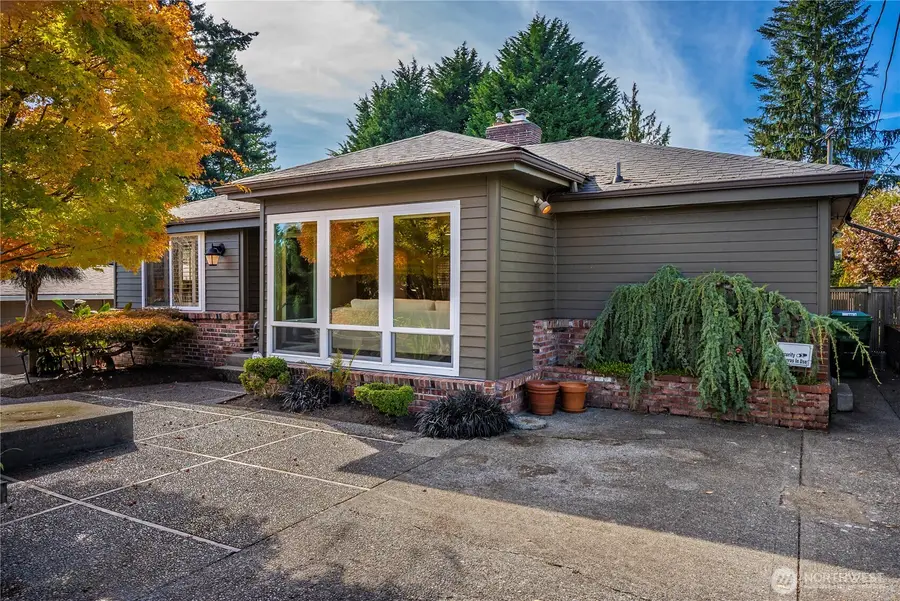 10501 39th Avenue Sw, Seattle, WA 98146 - #3