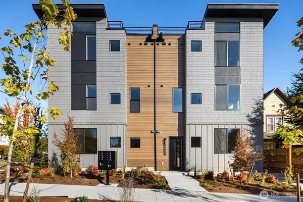 3842 Linden Avenue N, Seattle, WA 98103