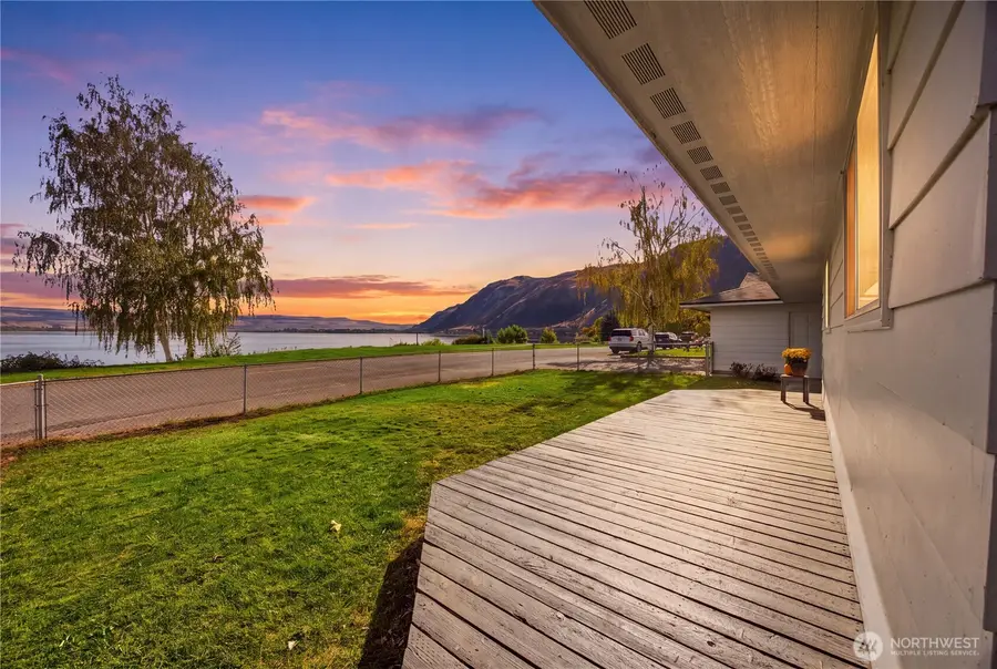 501 1st Street S, Brewster, WA 98812 - #2