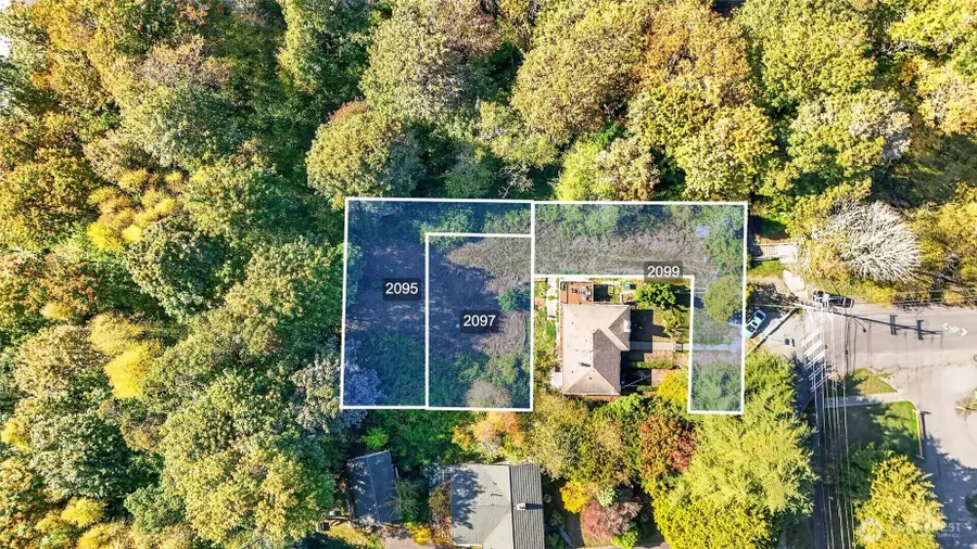 2095 SW Myrtle Street, Seattle, WA 98106 - #2
