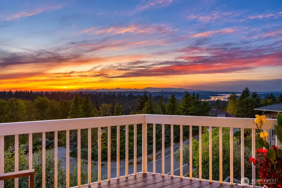4825 134th Place Se, Bellevue, WA 98006 - #2