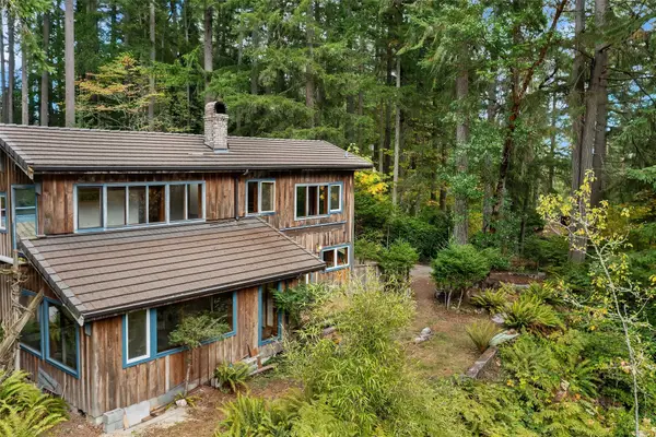 20915 111th Ave. Sw, Vashon, WA 98070