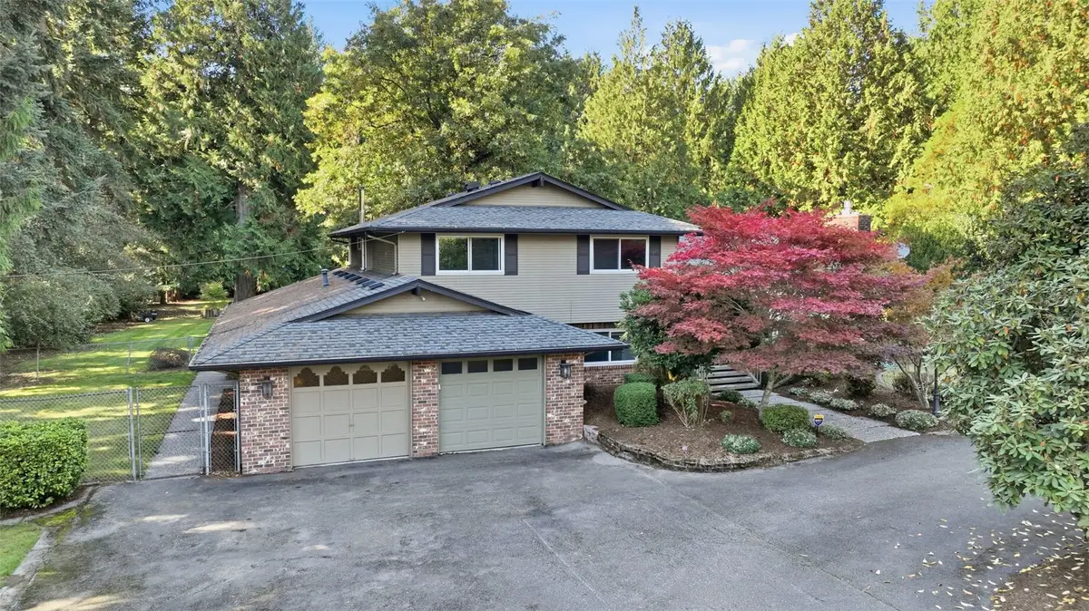 13025 158th Avenue Se, Renton, WA 98059 - #1