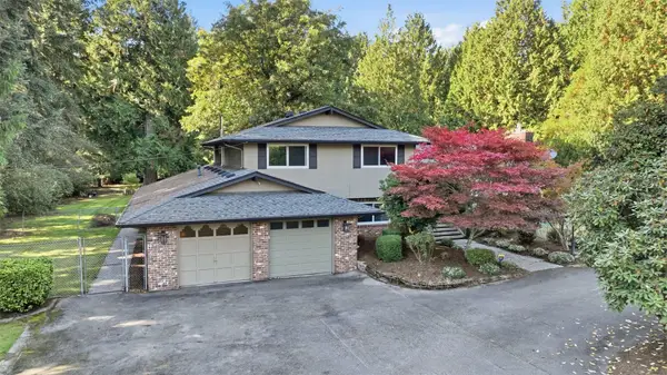 13025 158th Avenue Se, Renton, WA 98059