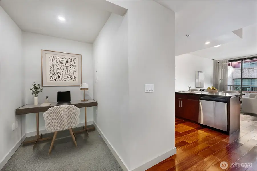 910 Lenora Street #702, Seattle, WA 98121 - #3