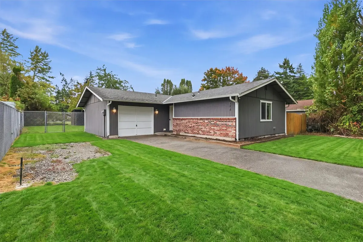 214 E 88th St, Tacoma, WA 98445 - #1