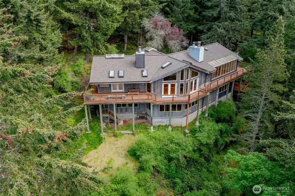 121 Switchback Road, Orcas Island, WA 98245