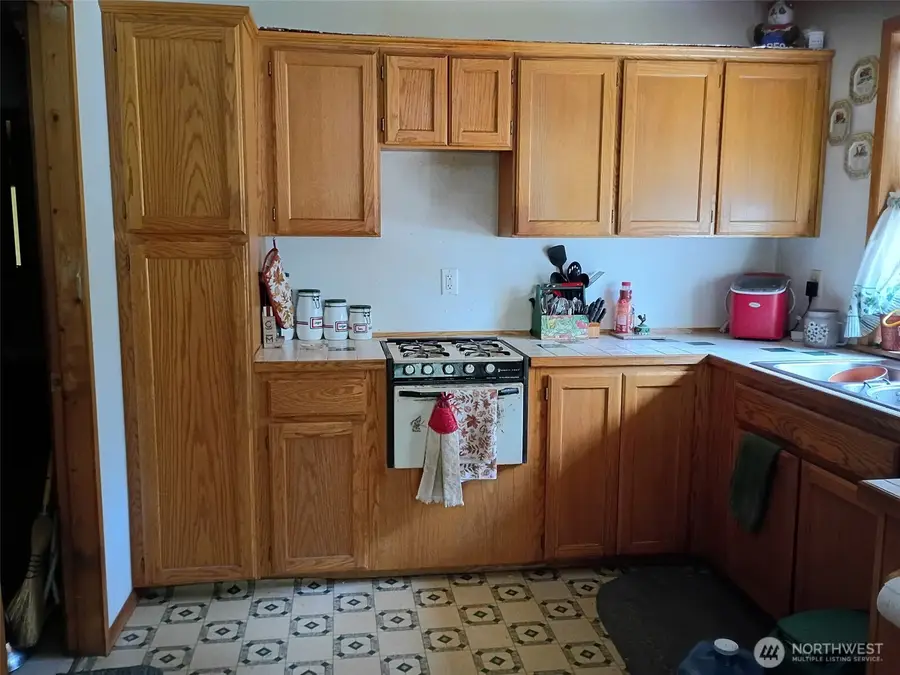 12 Caribou Road, Tonasket, WA 98855 - #2