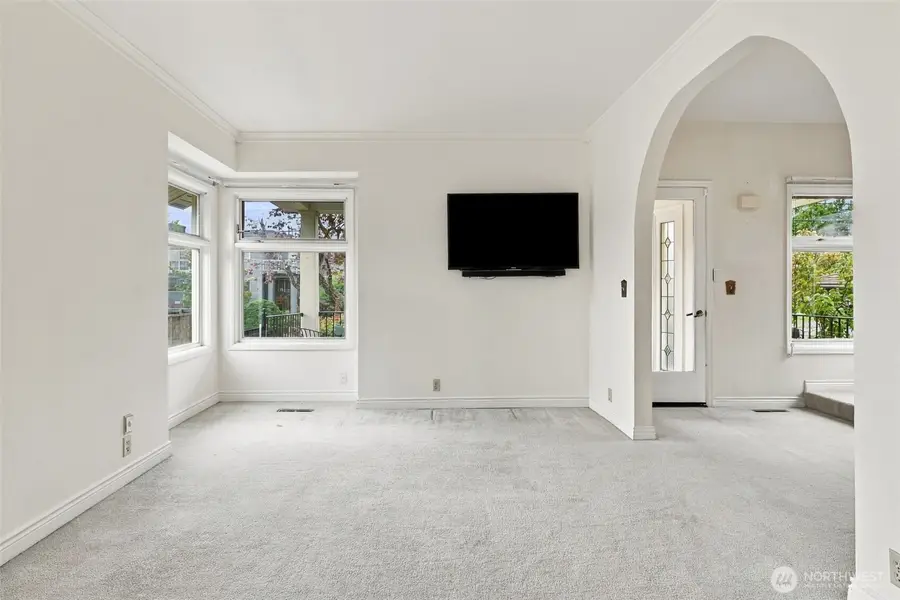 5240 S Dawson Street, Seattle, WA 98118 - #3