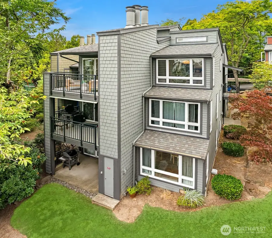 12014 98th Avenue Ne #302, Kirkland, WA 98034 - #2