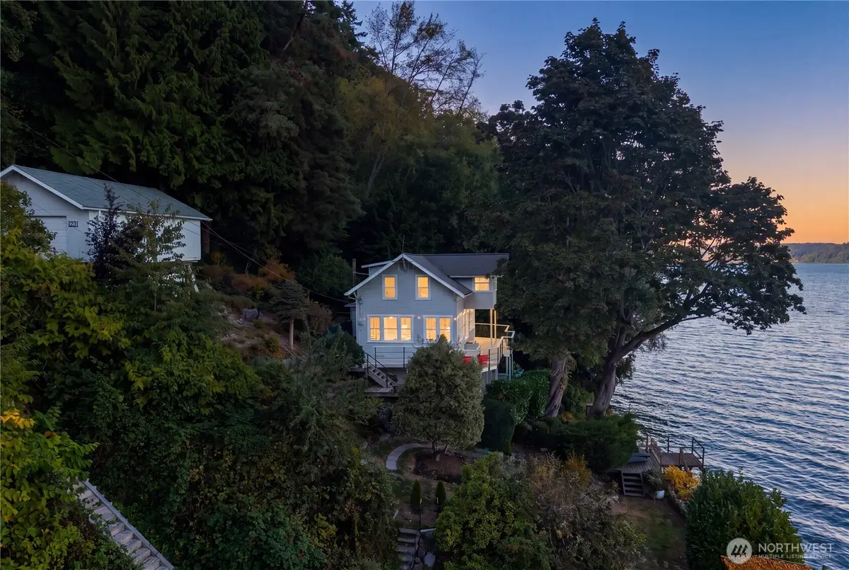 1231 Maplewood Beach Dr, Gig Harbor, WA 98332 - #1