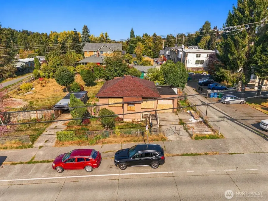 2116 SW Thistle Street, Seattle, WA 98106 - #3