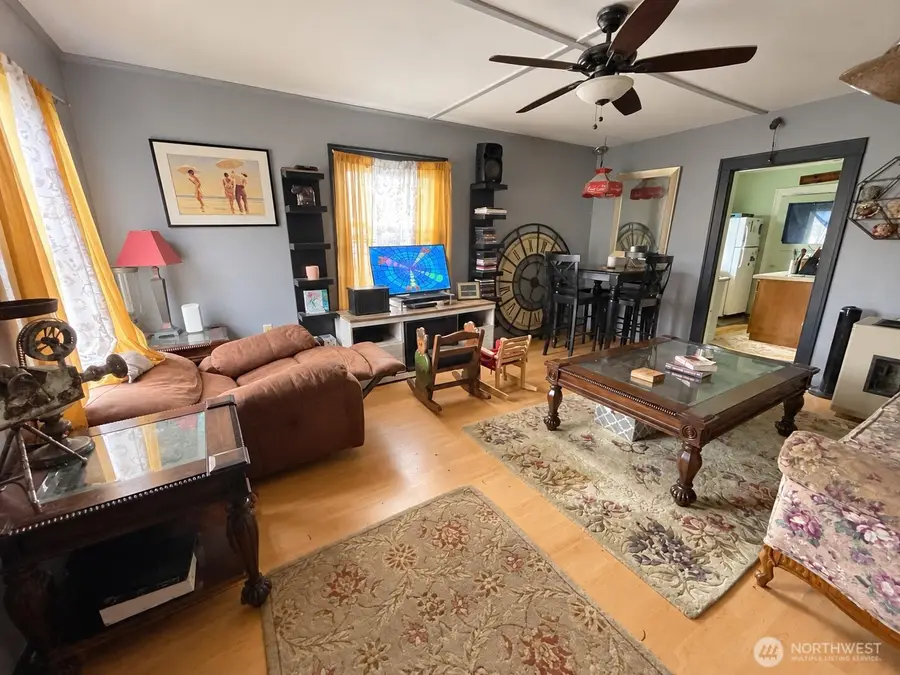 1311 Lincoln Street, Hoquiam, WA 98550 - #3