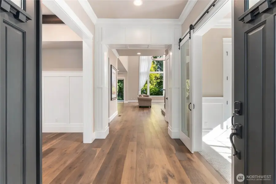 2832 109th Avenue Se, Bellevue, WA 98004 - #3