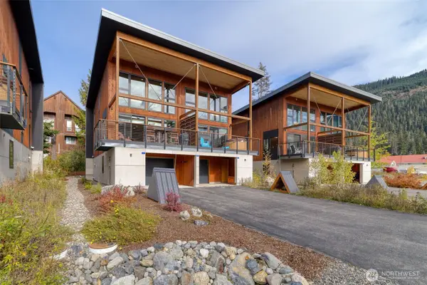 280 Pass Life Way #1, Snoqualmie Pass, WA 98068