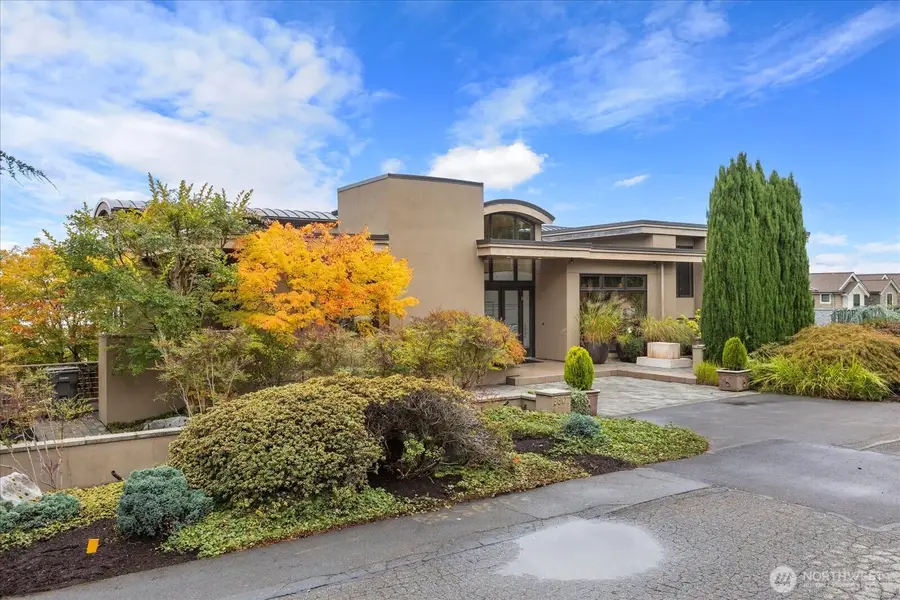 5607 104th Avenue Ne, Kirkland, WA 98033 - #3